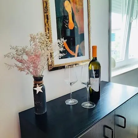 Apartament F&l-next To Old Town
